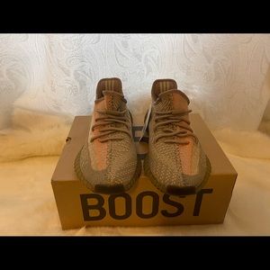 Brand New Adidas Yeezy Boost 350 V2